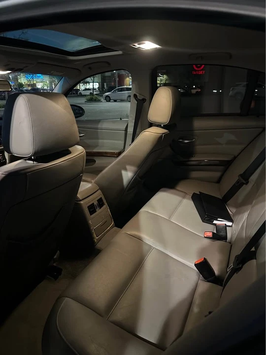 2006 BMW E90 3 Series Sedan - Image 9 of 10