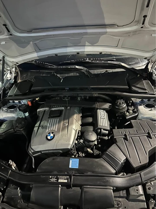 2006 BMW E90 3 Series Sedan - Image 7 of 10