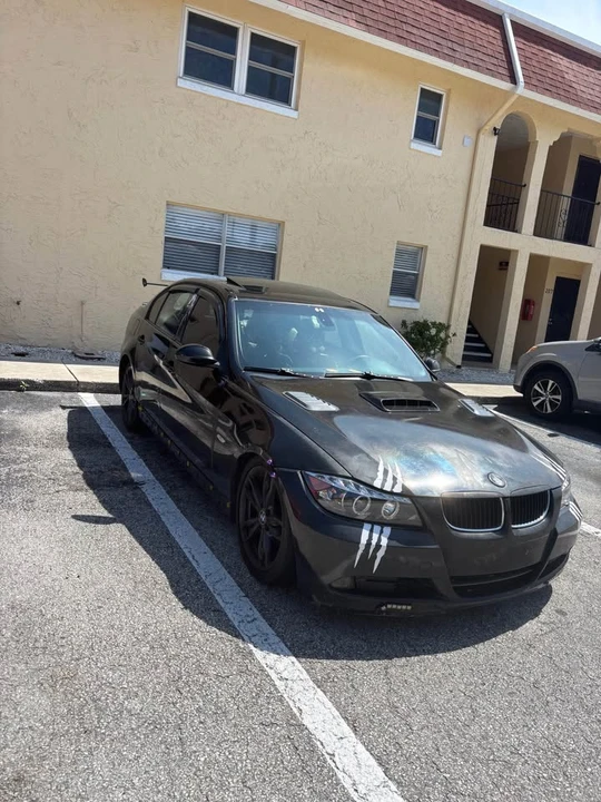 2006 BMW E90 3 Series Sedan - Image 2 of 4