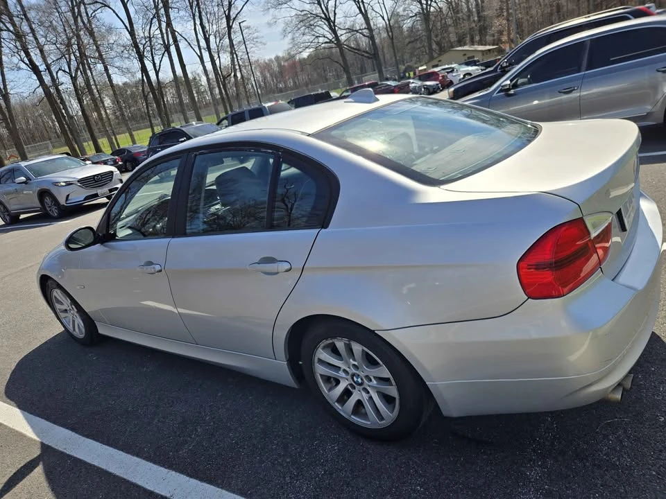 2006 BMW E90 3 Series Sedan - Image 2 of 11