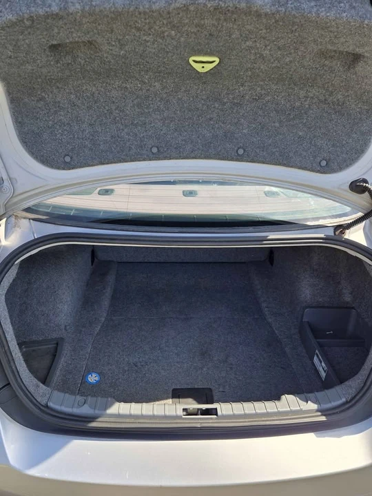 2006 BMW E90 3 Series Sedan - Image 4 of 11