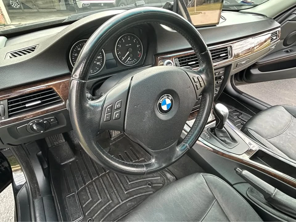 2006 BMW E90 3 Series Sedan - Image 9 of 11