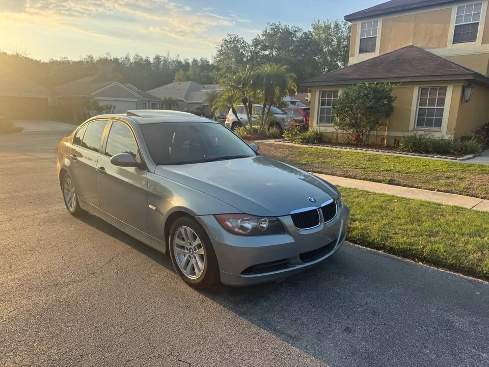 2006 BMW E90 3 Series Sedan - Image 2 of 11