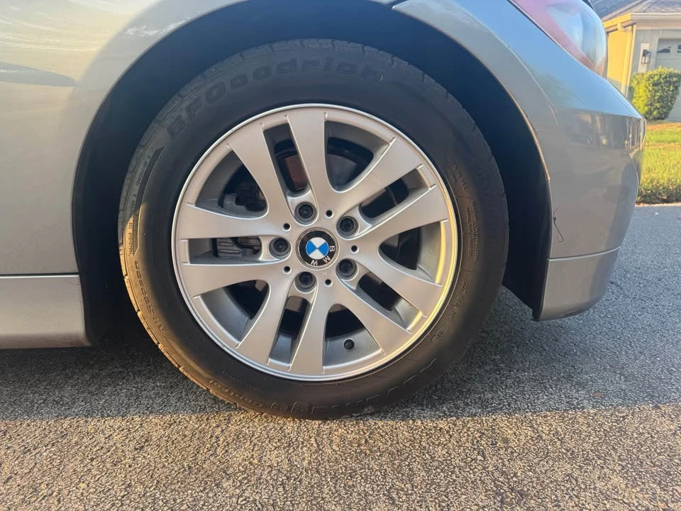 2006 BMW E90 3 Series Sedan - Image 10 of 11