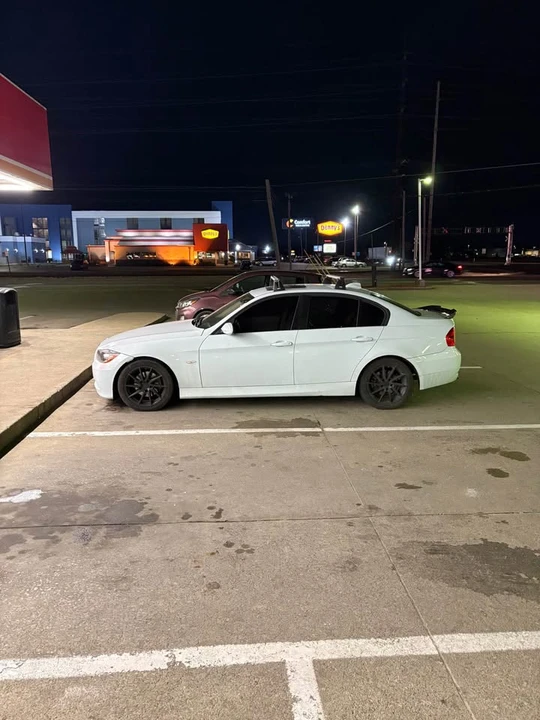 2006 BMW E90 3 Series Sedan - Image 4 of 8