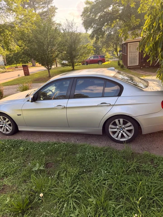 2006 BMW E90 3 Series Sedan - Image 9 of 11