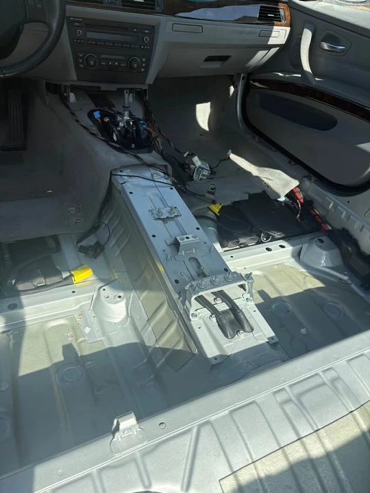 2006 BMW E90 3 Series Sedan - Image 6 of 8