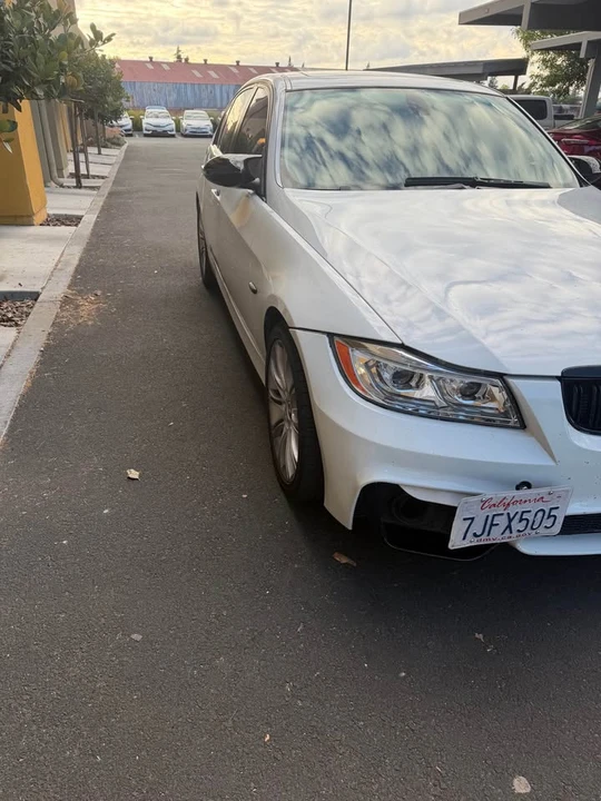2006 BMW E90 3 Series Sedan - Image 3 of 4