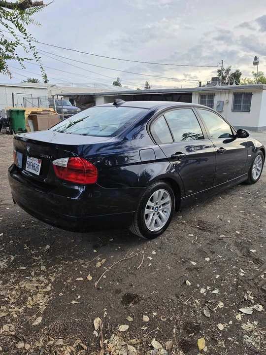 2006 BMW E90 3 Series Sedan - Image 11 of 16