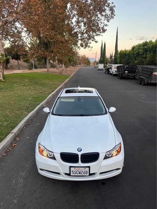 2006 BMW E90 3 Series Sedan - Image 9 of 10