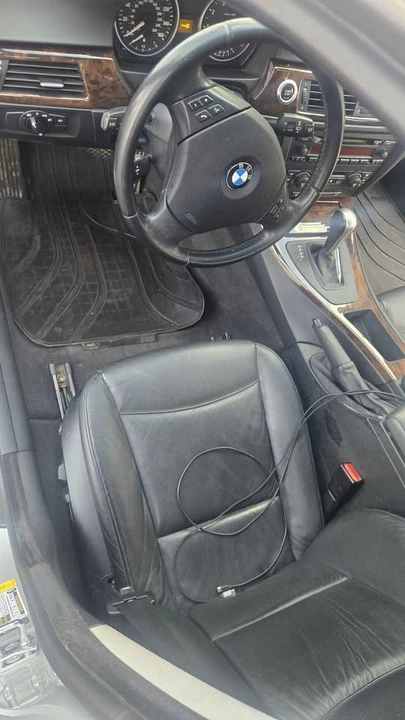 2006 BMW E90 3 Series Sedan - Image 3 of 11