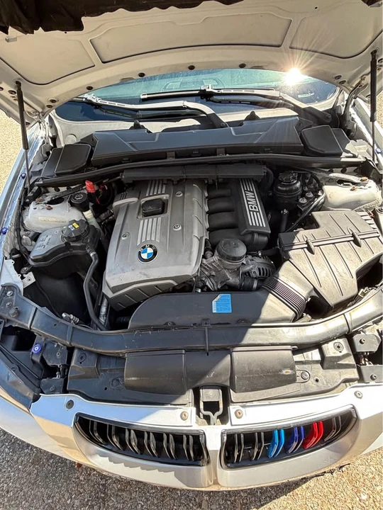 2006 BMW E90 3 Series Sedan - Image 2 of 12