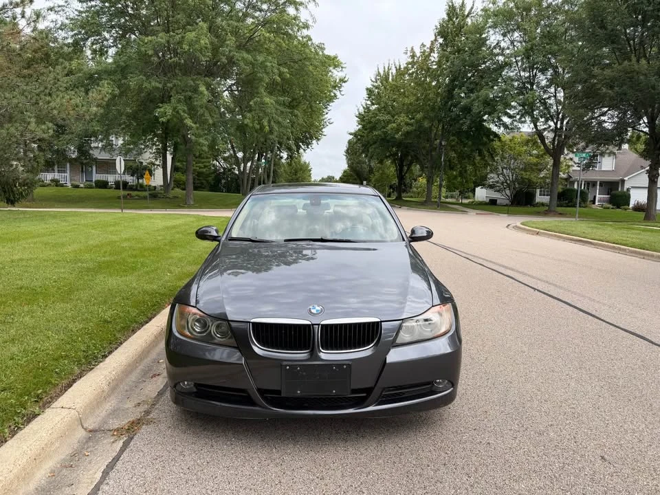2006 BMW E90 3 Series Sedan - Image 2 of 15