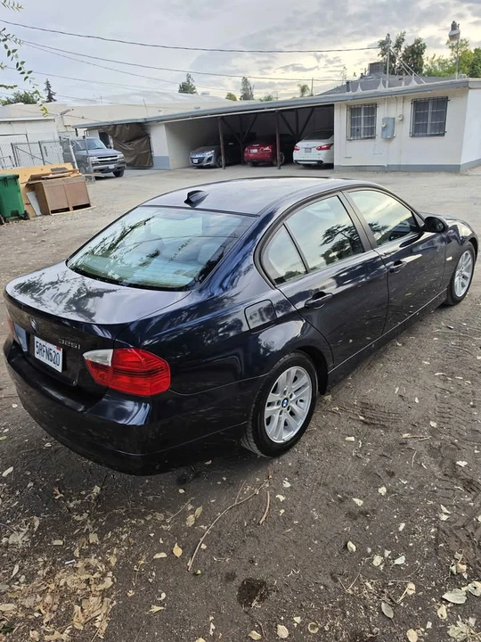 2006 BMW E90 3 Series Sedan - Image 9 of 16