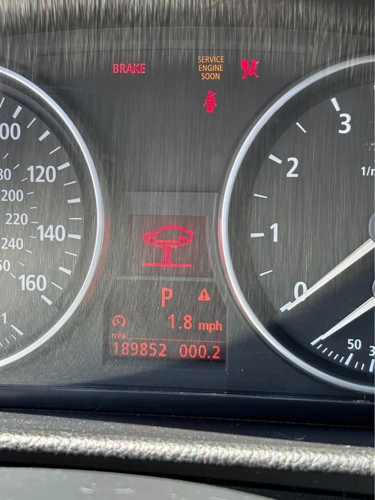 2006 BMW E90 3 Series Sedan - Image 9 of 12