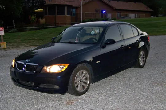 2006 BMW 3 Series 325i Sedan 4D