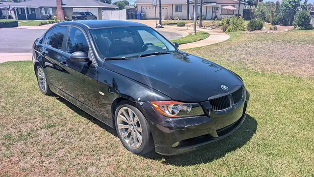 2006 BMW 3 Series 325i Sedan 4D