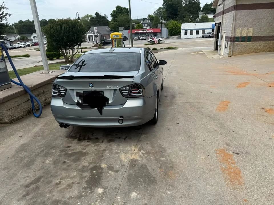 2006 BMW E90 3 Series Sedan - Image 3 of 4