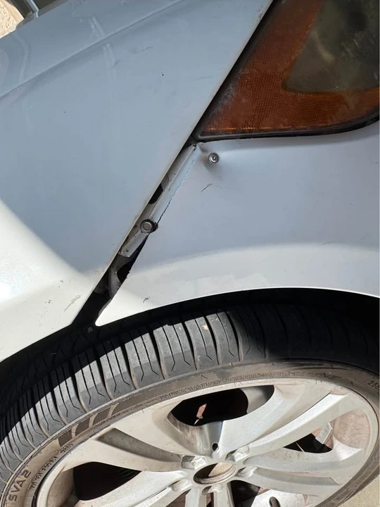 2006 BMW E90 3 Series Sedan - Image 9 of 10