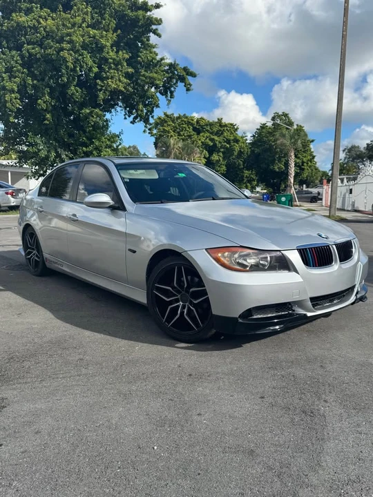 2006 BMW E90 3 Series Sedan - Image 2 of 9