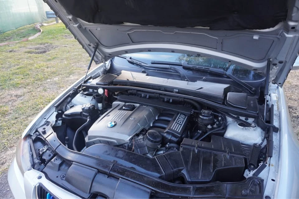 2006 BMW E90 3 Series Sedan - Image 9 of 9