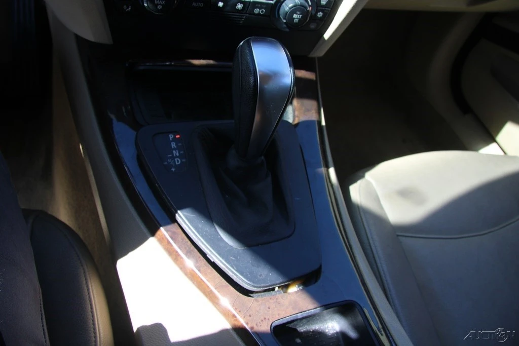 2006 BMW E90 3 Series Sedan - Image 17 of 21