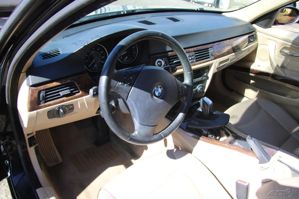 2006 BMW E90 3 Series Sedan - Image 13 of 21