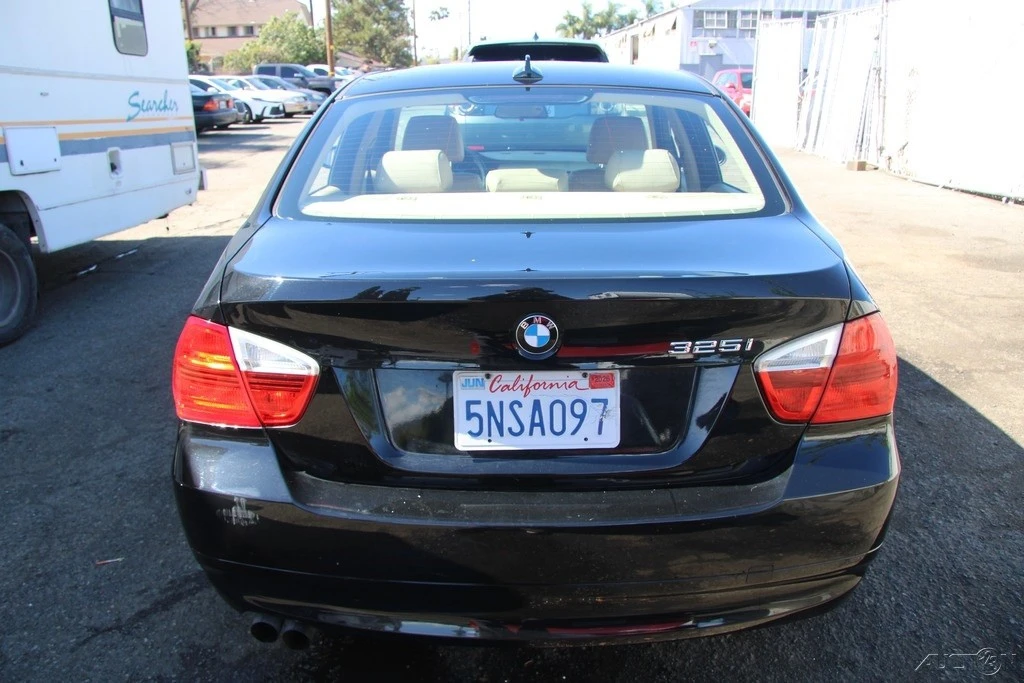 2006 BMW E90 3 Series Sedan - Image 5 of 21