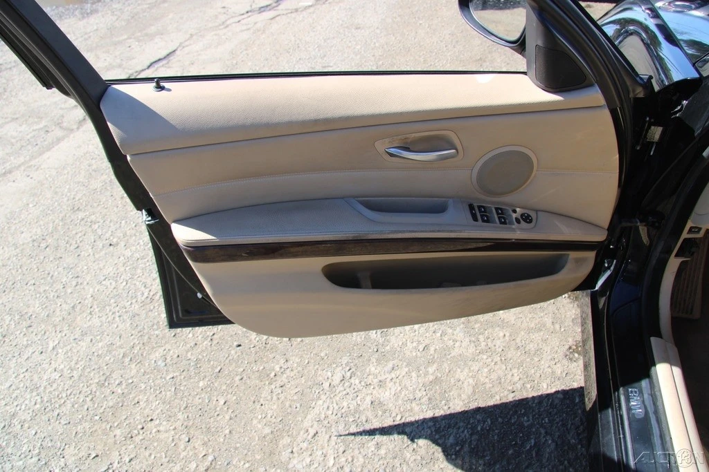 2006 BMW E90 3 Series Sedan - Image 11 of 21
