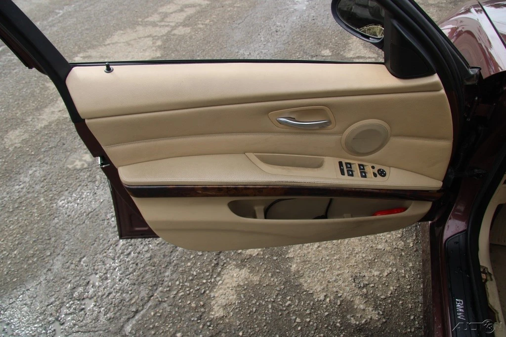2006 BMW E90 3 Series Sedan - Image 12 of 21