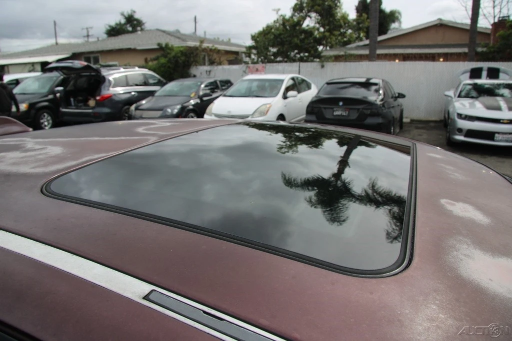 2006 BMW E90 3 Series Sedan - Image 10 of 21