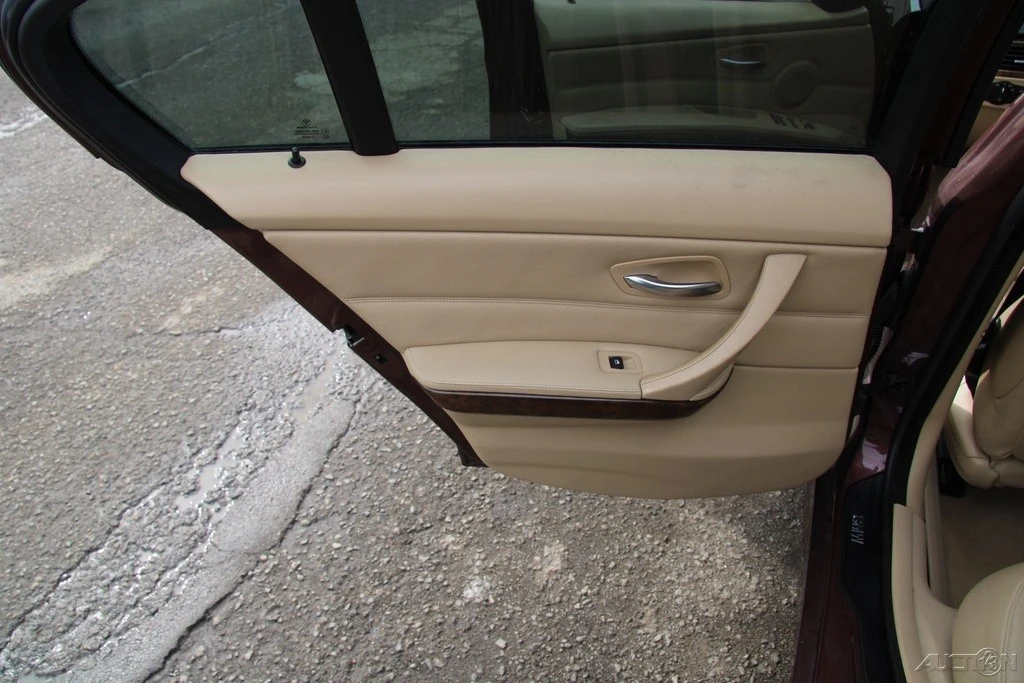 2006 BMW E90 3 Series Sedan - Image 19 of 21