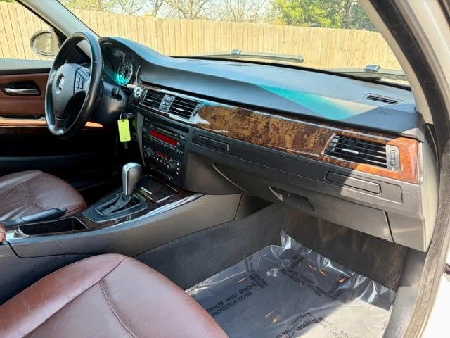 2006 BMW E90 3 Series Sedan - Image 11 of 19