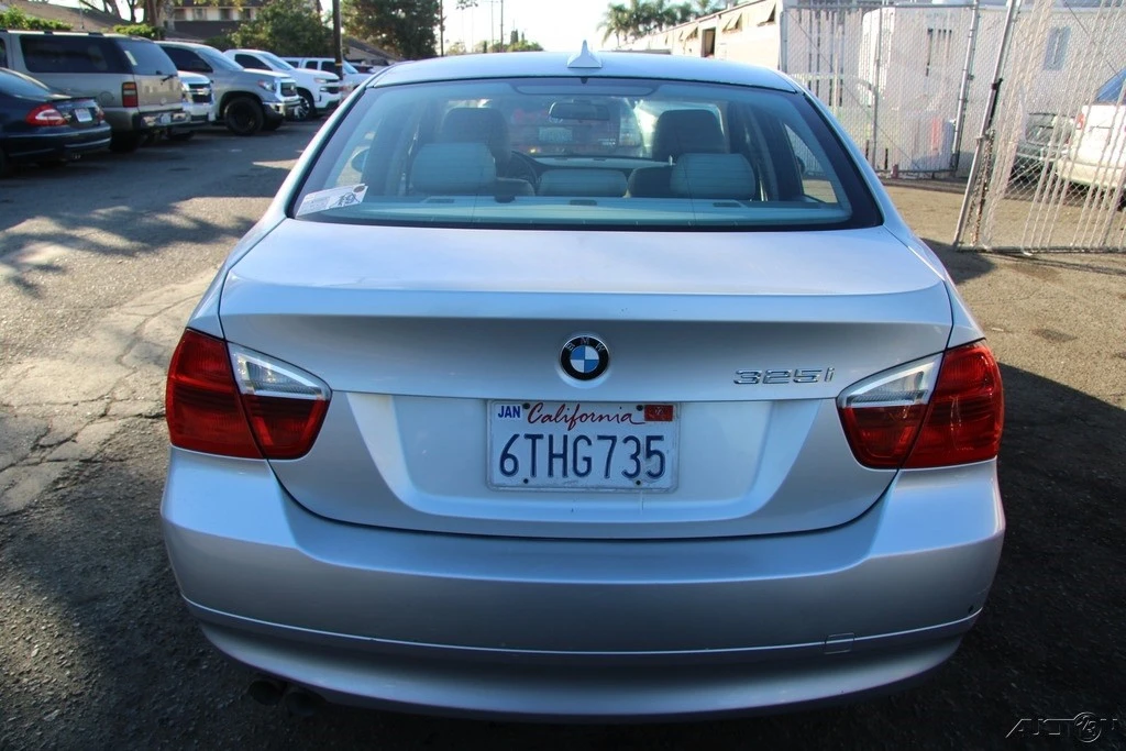 2006 BMW E90 3 Series Sedan - Image 5 of 21