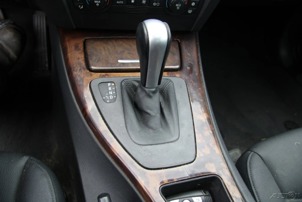 2006 BMW E90 3 Series Sedan - Image 18 of 21