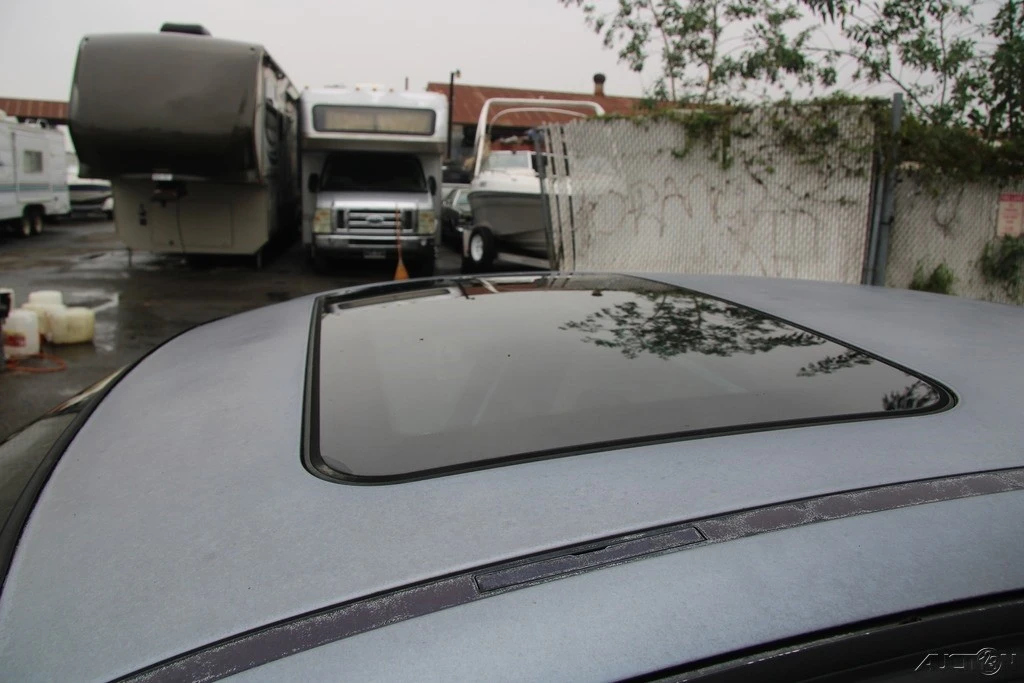 2006 BMW E90 3 Series Sedan - Image 10 of 21