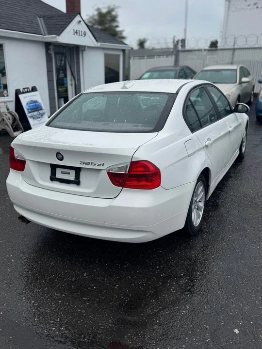 2006 BMW E90 3 Series Sedan - Image 5 of 13