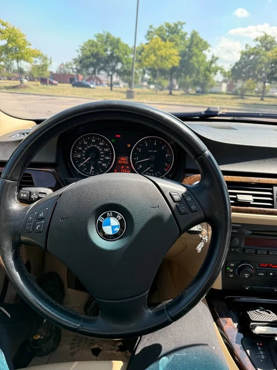 2006 BMW E90 3 Series Sedan - Image 12 of 16