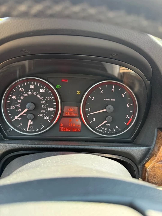 2006 BMW E90 3 Series Sedan - Image 13 of 16