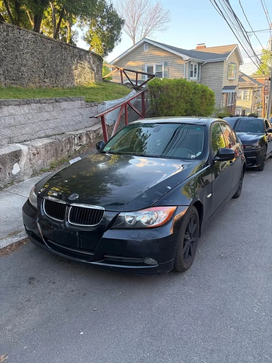 2006 BMW E90 3 Series Sedan - Image 2 of 9