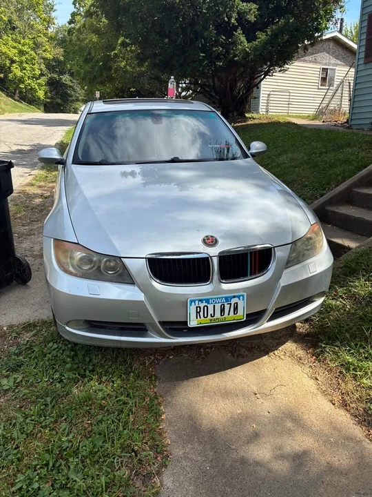 2006 BMW E90 3 Series Sedan - Image 2 of 7