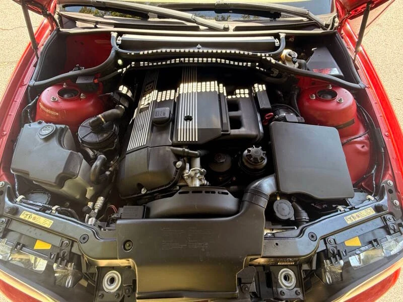 2006 BMW E46 330i & 330Ci - Image 12 of 18