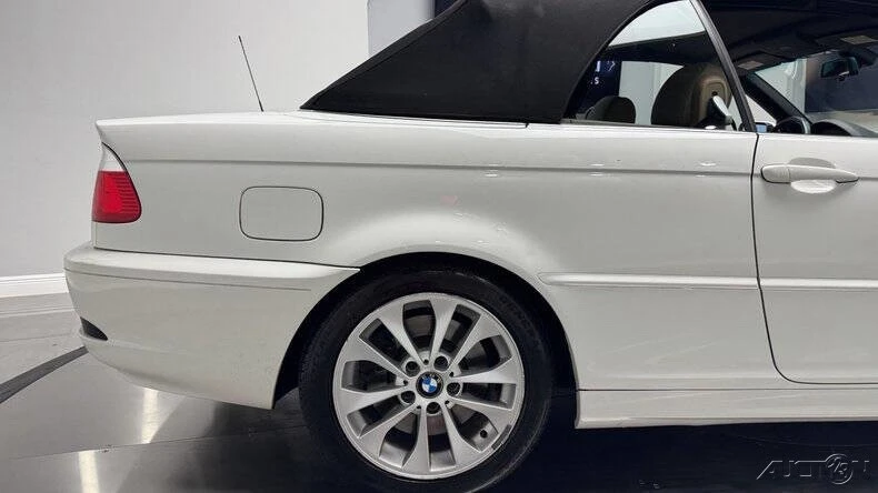 2006 BMW E46 330i & 330Ci - Image 19 of 21