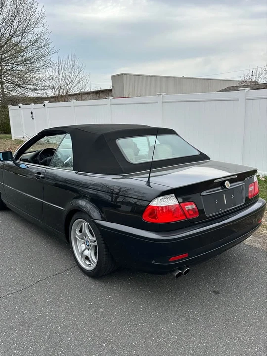 2006 BMW E46 330i & 330Ci - Image 9 of 20