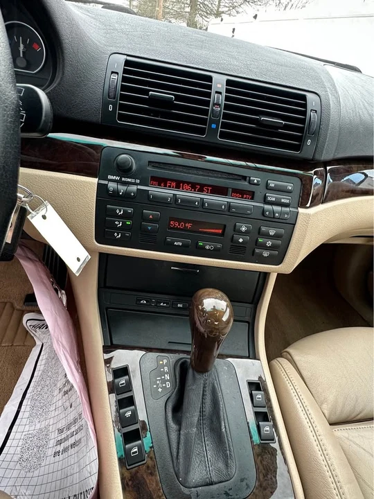 2006 BMW E46 330i & 330Ci - Image 18 of 20