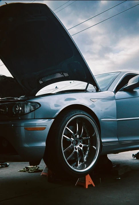 2006 BMW E46 330i & 330Ci - Image 3 of 10