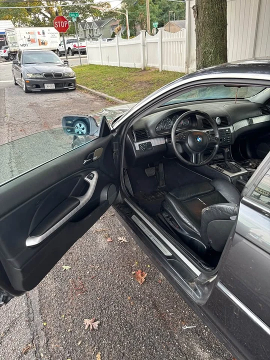 2006 BMW E46 330i & 330Ci - Image 7 of 8