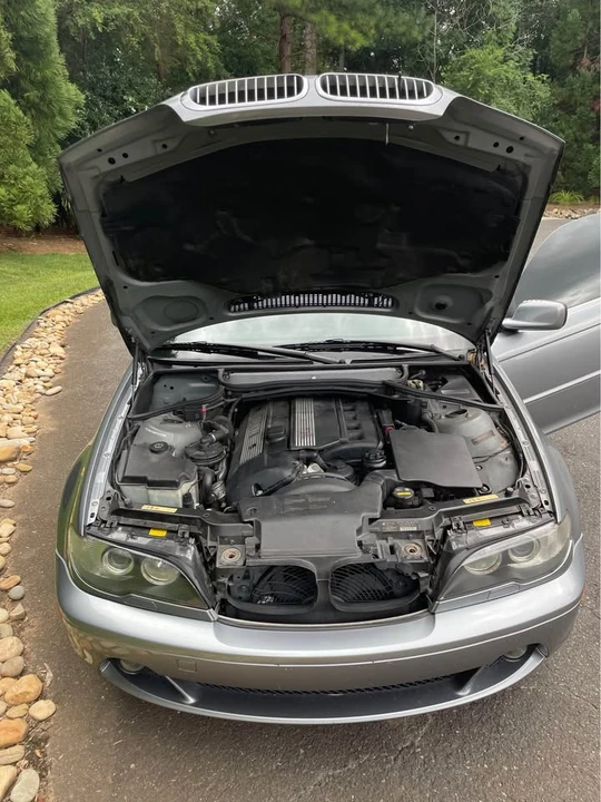 2006 BMW E46 330i & 330Ci - Image 9 of 15