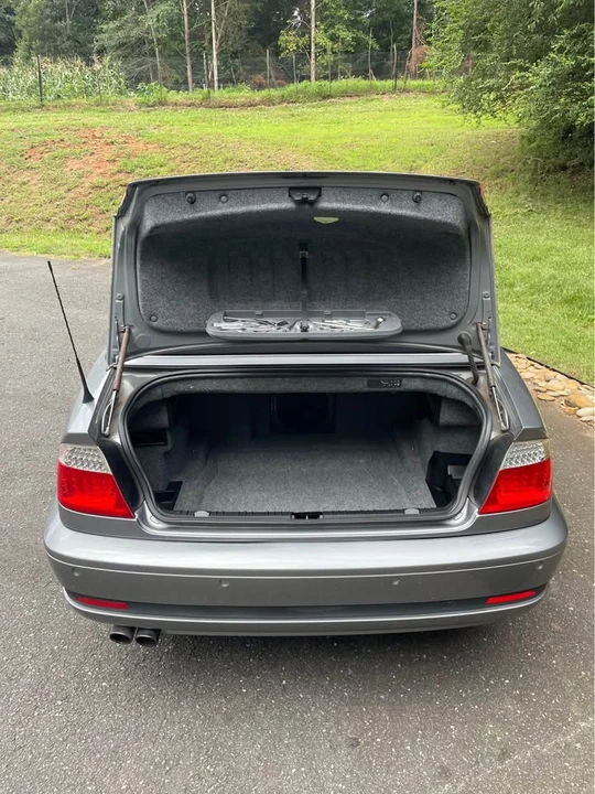 2006 BMW E46 330i & 330Ci - Image 8 of 15