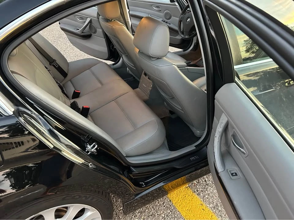 2006 BMW E90 3 Series Sedan - Image 11 of 19